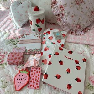 Strawberry decor bundle